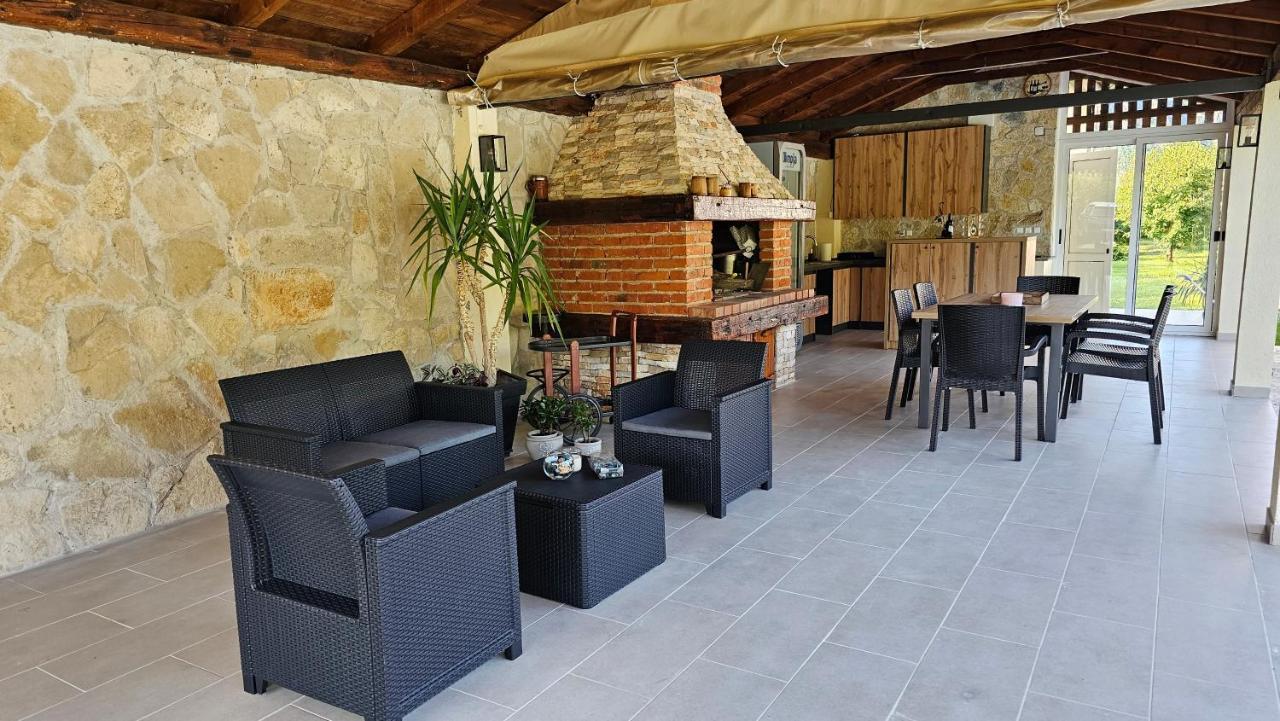 Holiday Home Natura With Private Pool Mostar Exterior foto